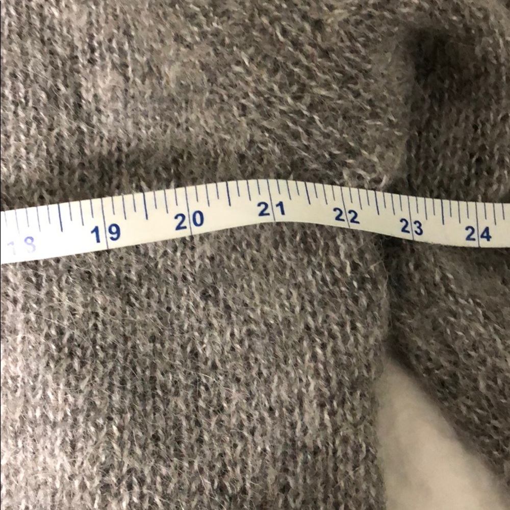 H&M Oversized Knit Sweater Small - Picture 4 of 5